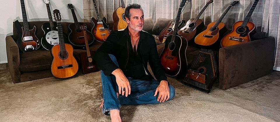 Stone Temple Pilots Bassist Goes At It Alone with First-Ever Solo LP