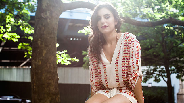 Album Premiere: Singer-Songwriter Shayna Leigh's New EP