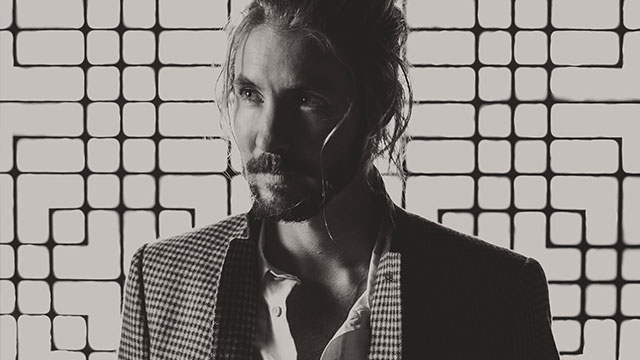 Video Premiere: Jeremy Loops - "Sinner" (Acoustic)
