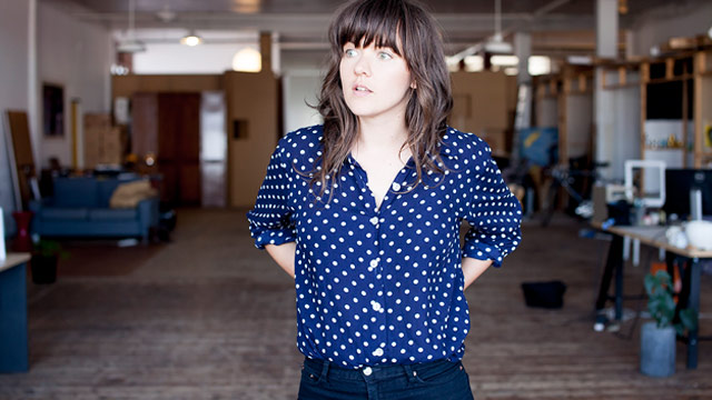 Video: Courtney Barnett Performs