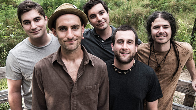 Album Premiere: Papadosio, 'Extras in a Movie'