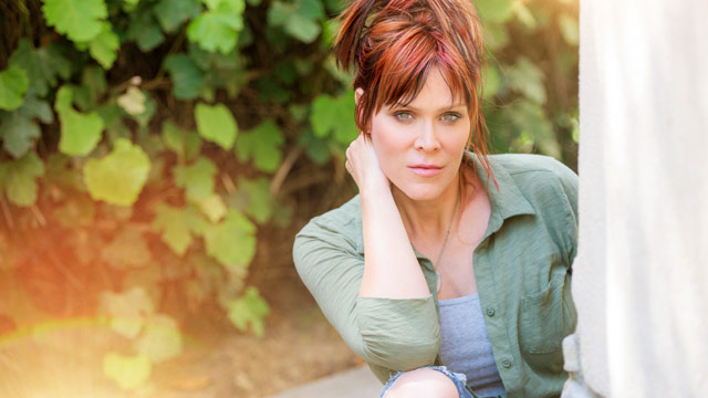 Song Premiere: Beth Hart, "No Place Like Home"